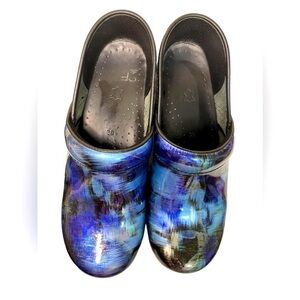 💚DANSKO BLUE CLOGS